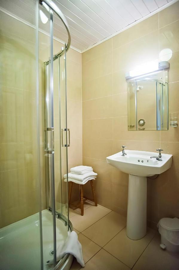 Dun Ri Guesthouse Clifden Eksteriør billede